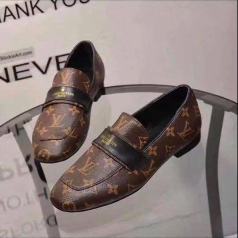 Lv shoes